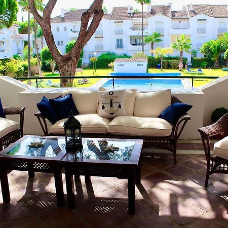Apartment In El Presidente Beach Side New Golden Mile Estepona Exterior photo