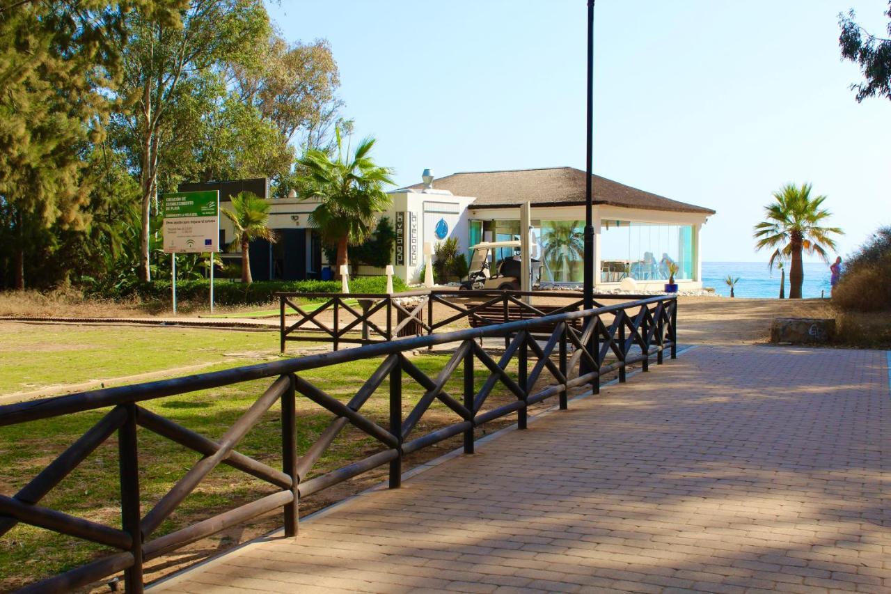 Apartment In El Presidente Beach Side New Golden Mile Estepona Exterior photo
