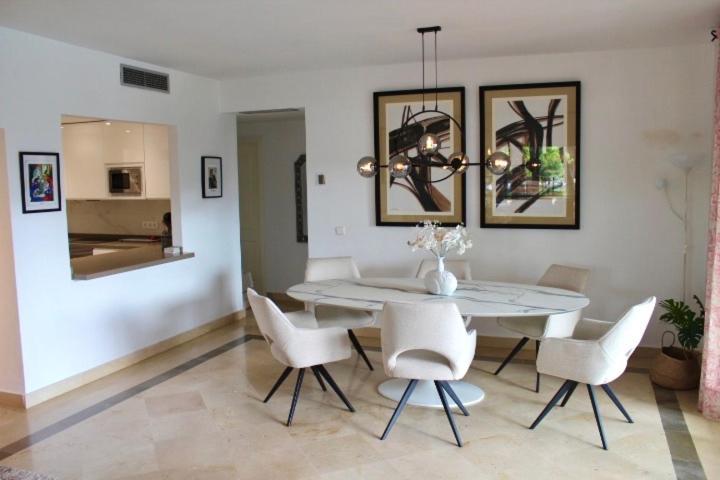 Apartment In El Presidente Beach Side New Golden Mile Estepona Exterior photo