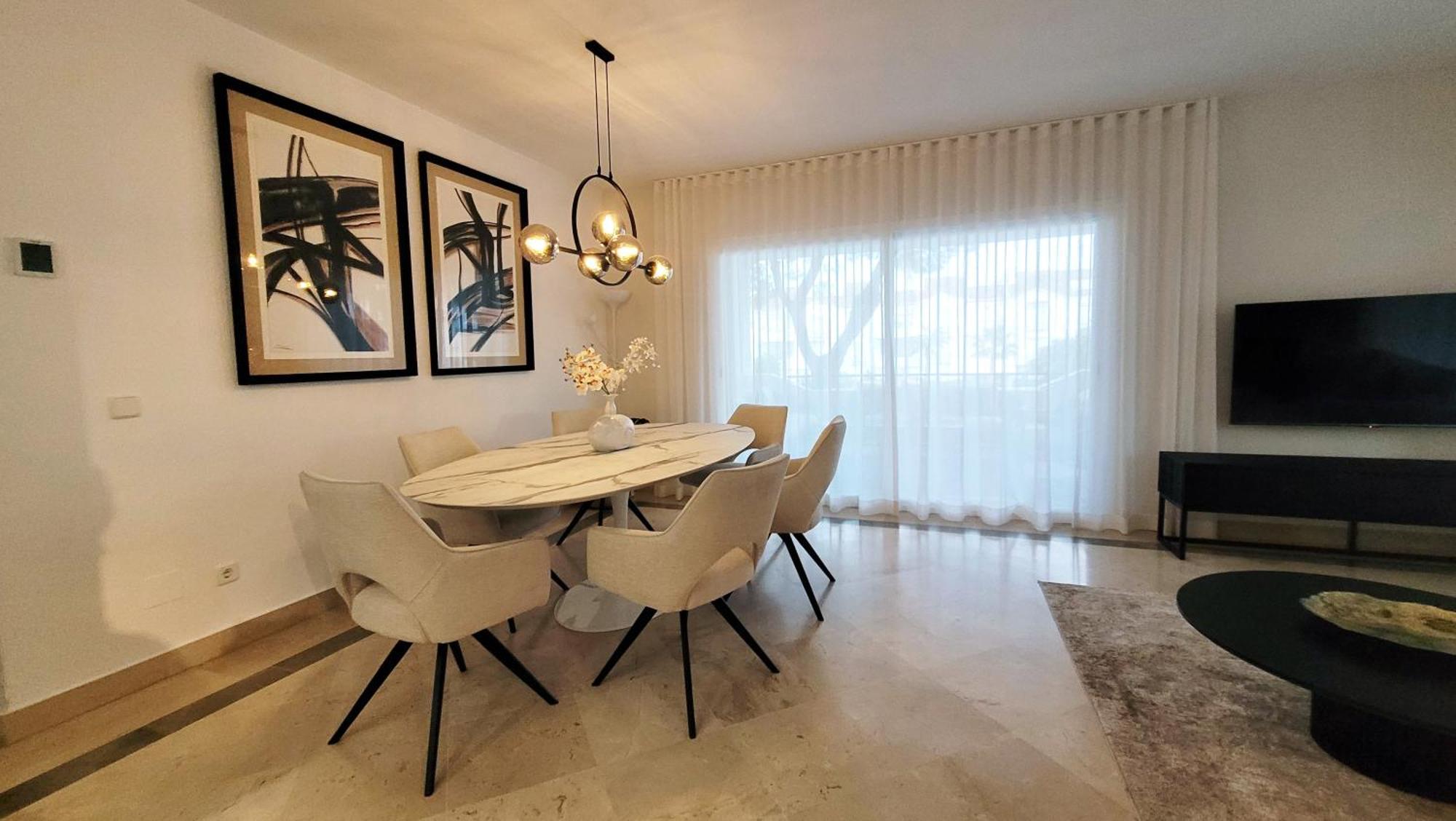 Apartment In El Presidente Beach Side New Golden Mile Estepona Exterior photo